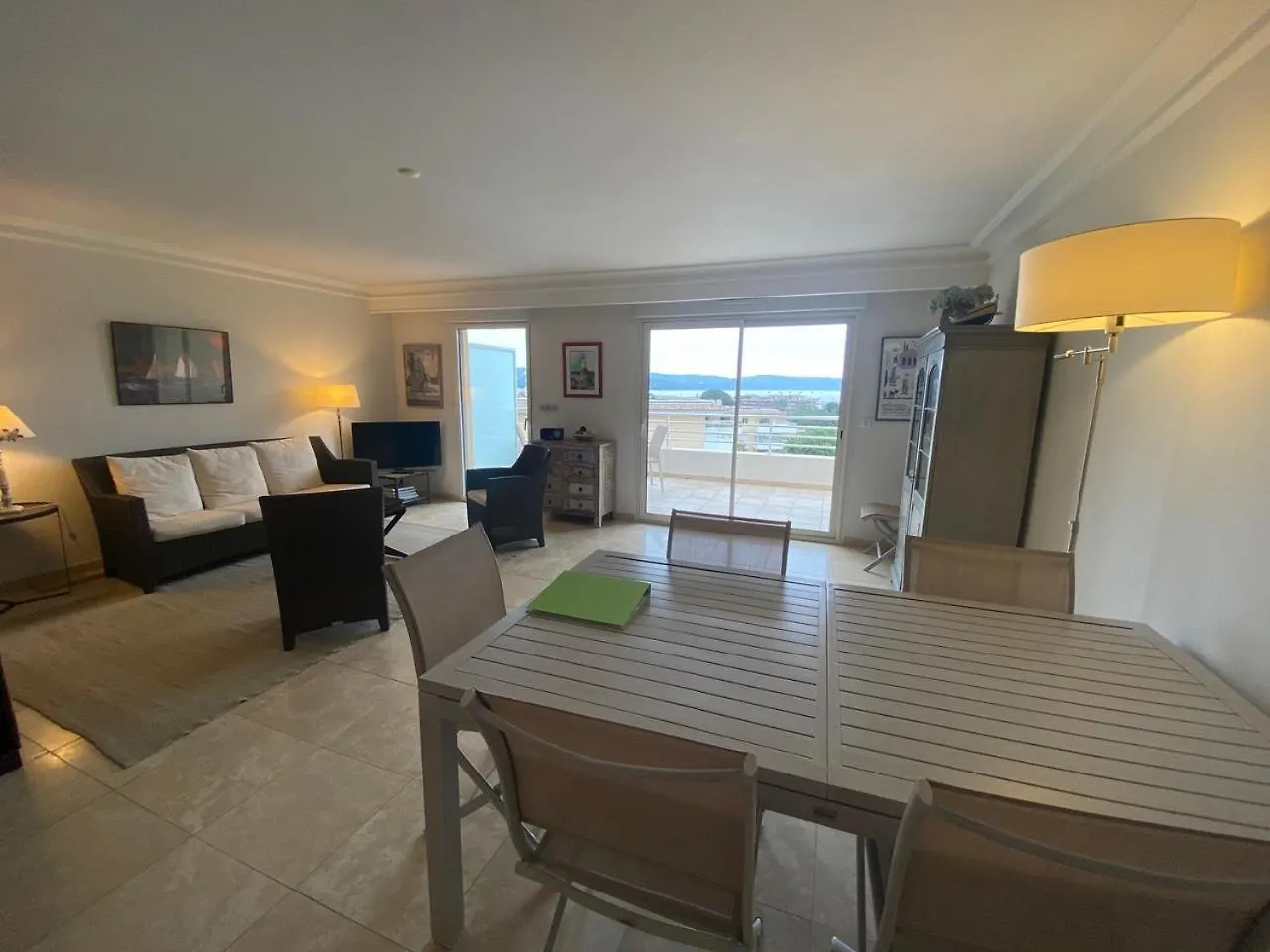 Domaine De La Baie Apartment Cavalaire-sur-Mer